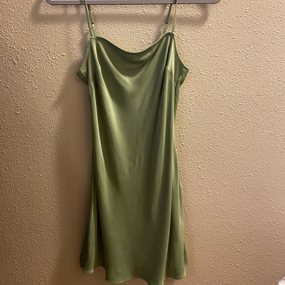 Aritzia Wilfred Alto Dress ✨